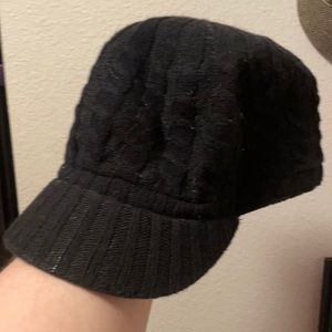 Black cable knit hat
